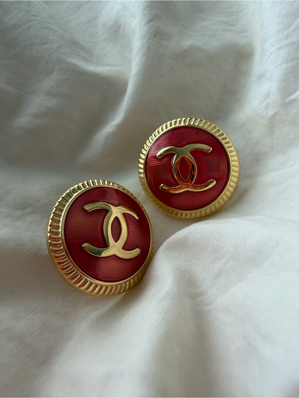CHANEL Gold-Tone CC Pinkish Red Enamel Earrings - Picture 3 of 14